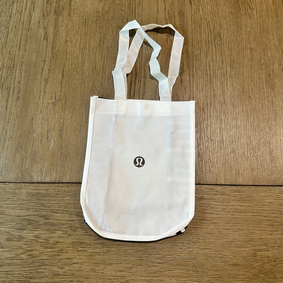 lululemon athletica Handbags - NWT! Lululemon Reusable Tote Bag